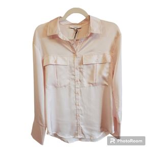 NWT RO & DE Light Pink Satin Effect Button Up Blouse